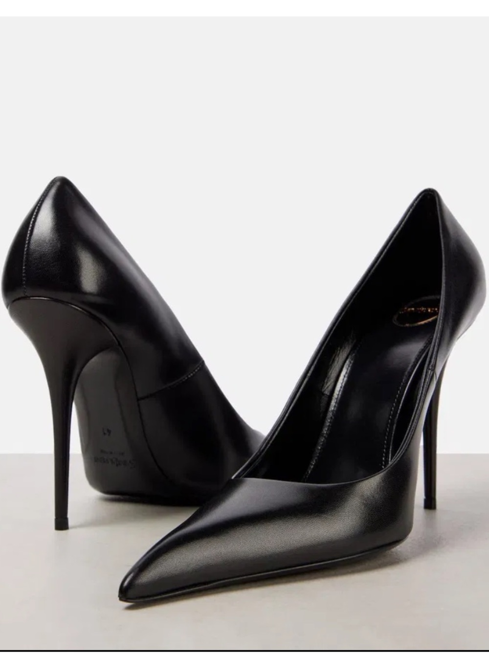 SAINT LAURENT Classic Women's Pointed Toe High Heel Pumps in Black